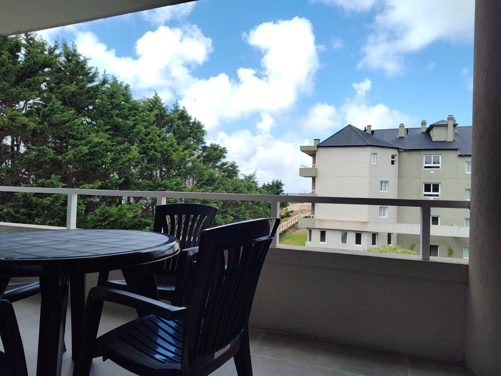 Arenas Carilo By Bund Appartement Buitenkant foto